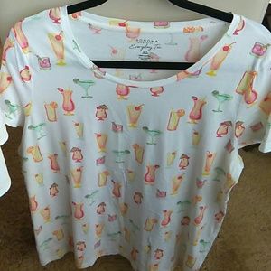 White t shirt with all over drink print